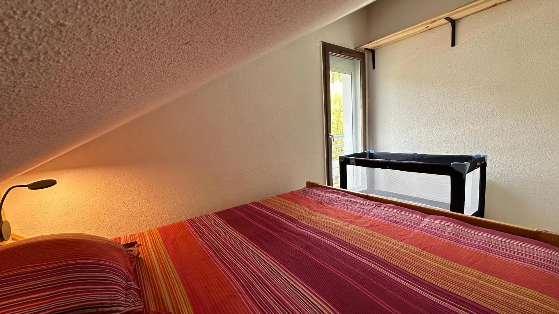 Appartement Les Cimes De Cadelio , 5 A 7 Personnes, Proche Base De Loisirs Et Remontee Du Pontillas, Dernier Etage La Salle-les-Alpes